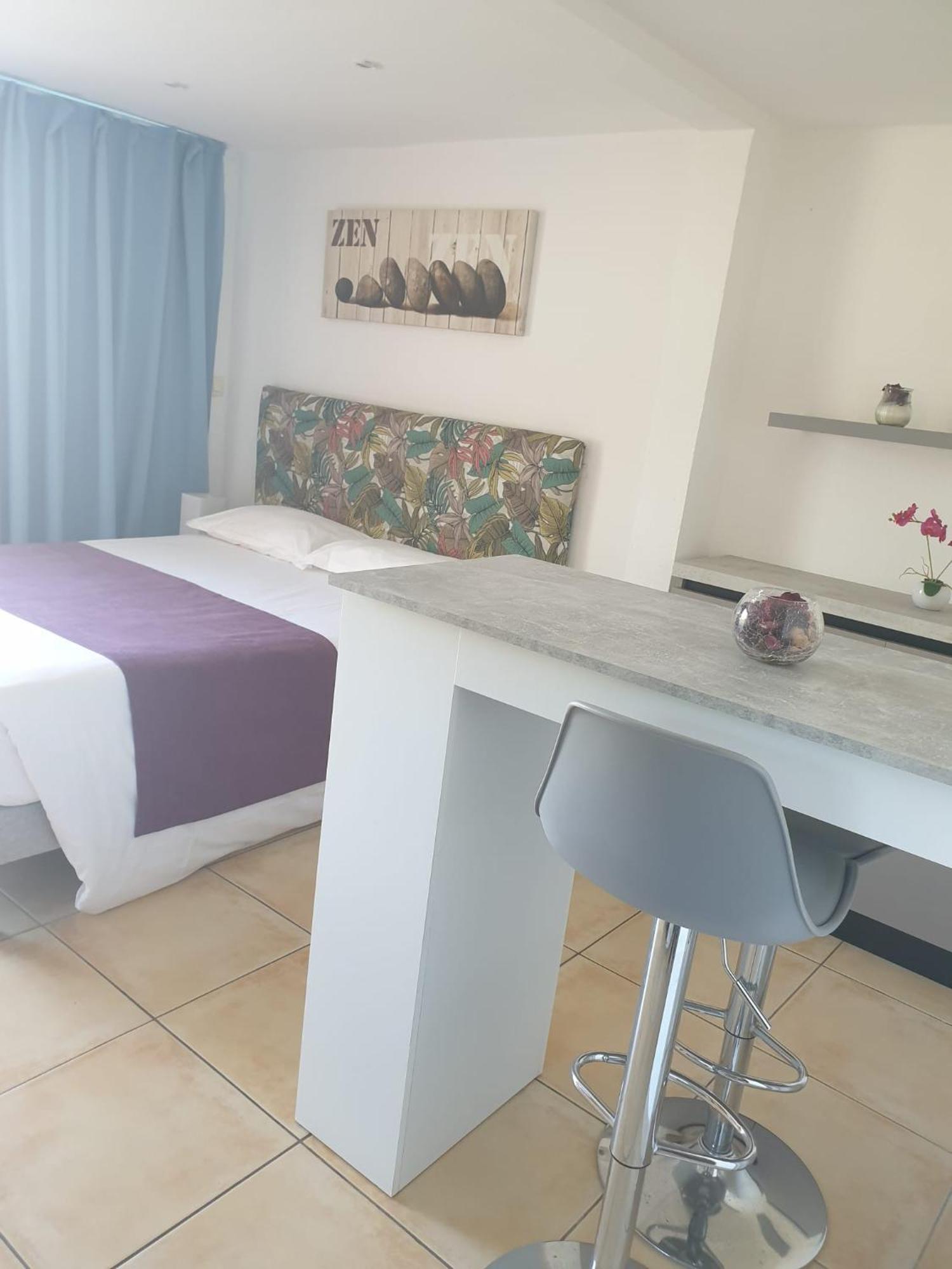 Calvi Appart Hotel Номер фото